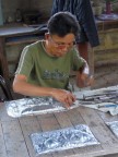 silver artist in San Kamphaeng.JPG (86 KB)